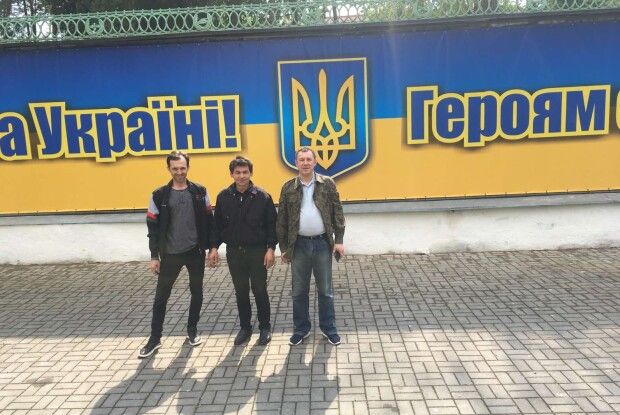  У Горохові Пагорб Слави оформили синьо-жовтими кольорами (Фото)