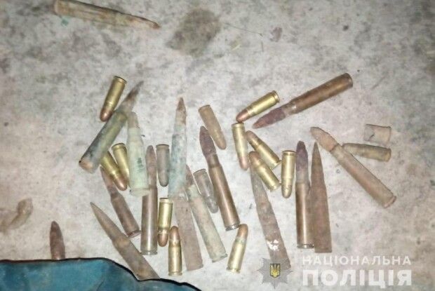 У Луцьку поліція вилучила в чоловіка снаряд