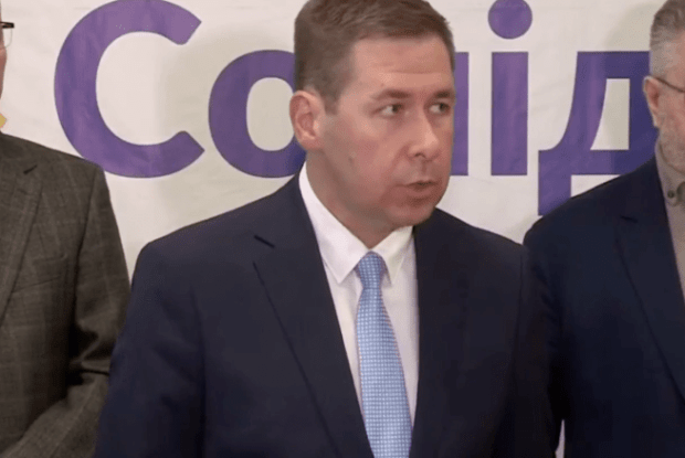 Адвокат Порошенка Новіков: ми подаємо судові позови проти всіх посадовців, причетних до свавілля на кордоні