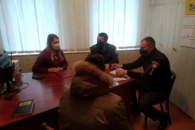 Майбутньому батькові, який вже раз оступився, розповіли, що бути татом – велика відповідальність