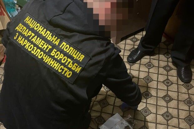 Збував близько 60 доз щомісячно: волинські правоохоронці викрили наркоторговця