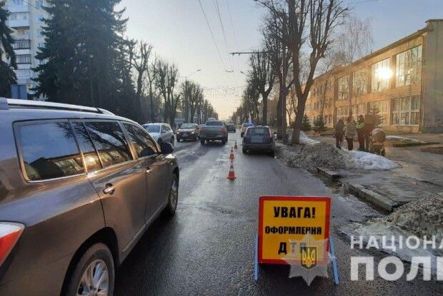 Рівнянка наїхала на 26-річну лучанку, яка переходила дорогу