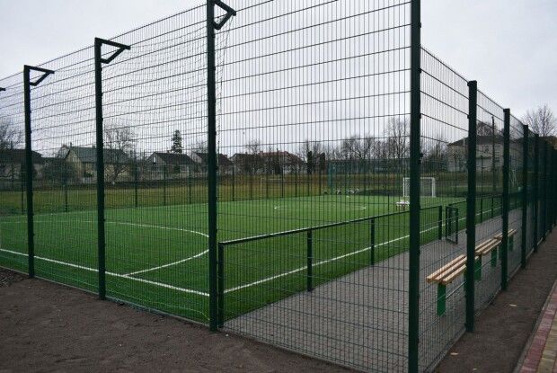 У Горохові відкрили новий спортивний майданчик для міні-футболу