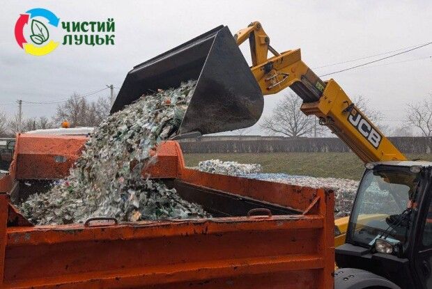 У Луцьку відправили понад 5 тон відходів на переробку