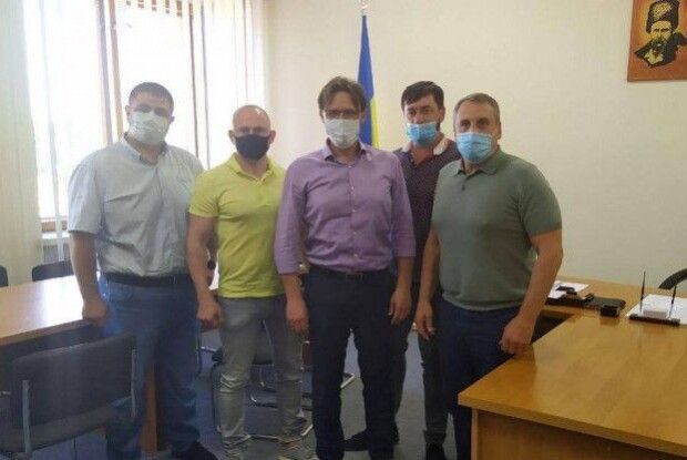 Закладам громадського харчування Волині можуть дозволити працювати довше на дві години