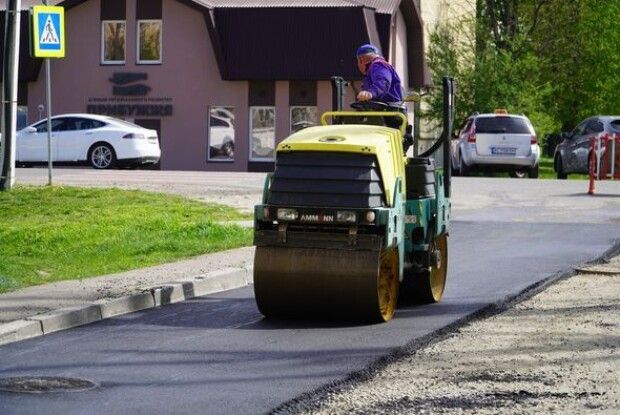 У місті на Волині побільшає паркомісць (Фото)