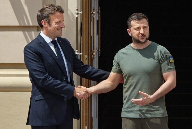 Зеленський сьогодні мав телефонні переговори з Макроном