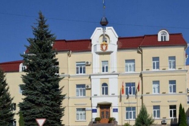 У Луцькій міській раді утворено сім постійних комісій (склад)