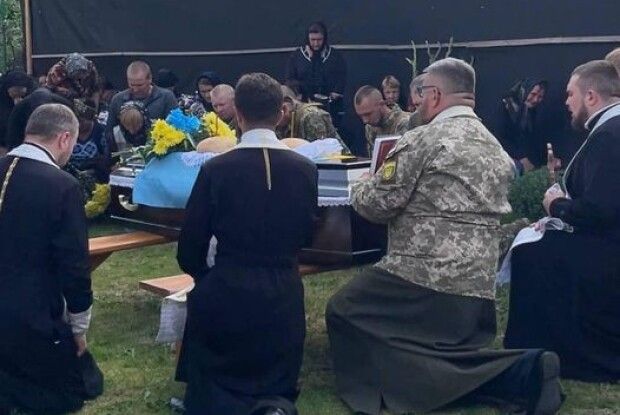 На Волині віряни МП місцевої церкви не відчинили храму для поховання полеглого Воїна