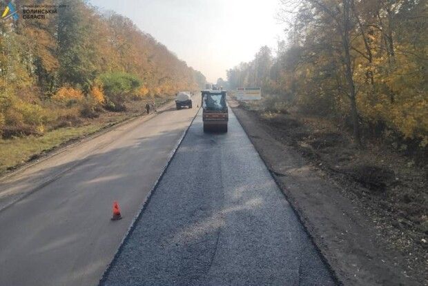 Знову роблять дорогу з Луцька на Ковель