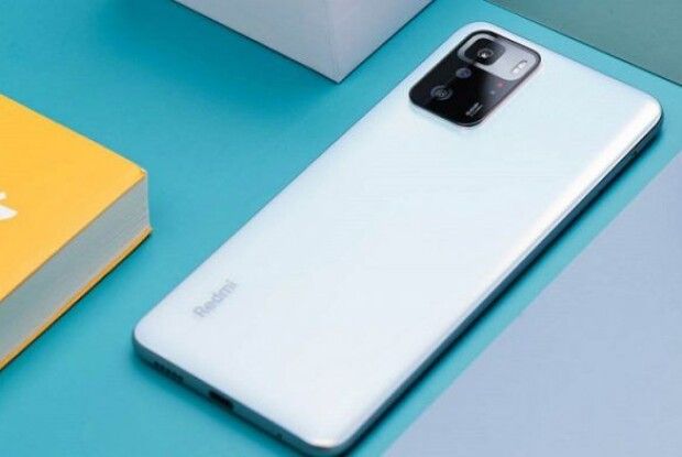 Незабаром смартфони істотно подешевшають