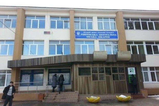 В реанімації Рівненської лікарні побилися відвідувач та анестезіолог