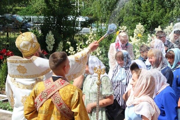 Владика Михаїл уперше провів Богослужіння в храмі у селі на Горохівщині (Фото)