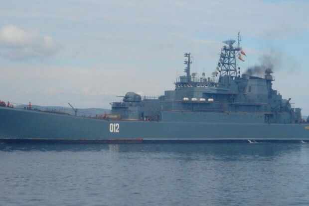 Морські дрони атакували базу флоту росії, підбито десантний корабель: що відомо