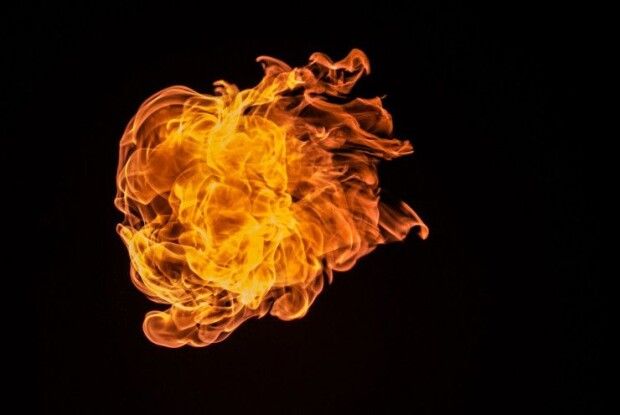 Чоловік підпалив свою дружину через її бажання розлучитися 
