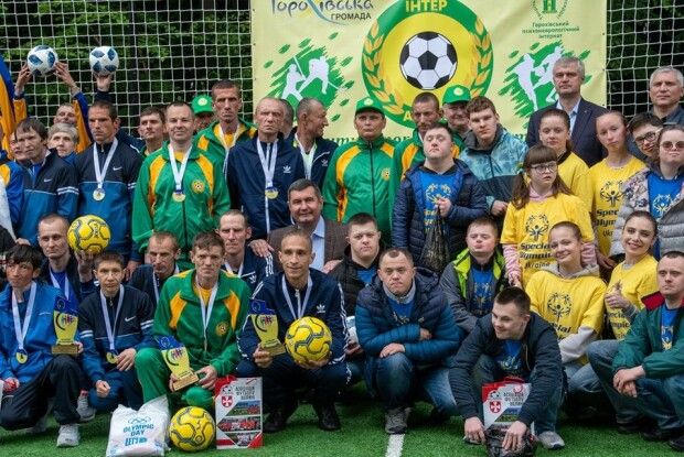 У громаді на Волині на території інтернату відкрили омріяний спортмайданчик 