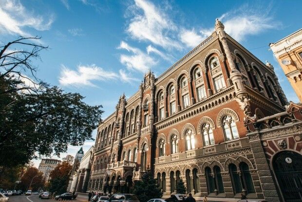 В Україні презентували монети «Ой, у лузі червона калина» (Фото) 