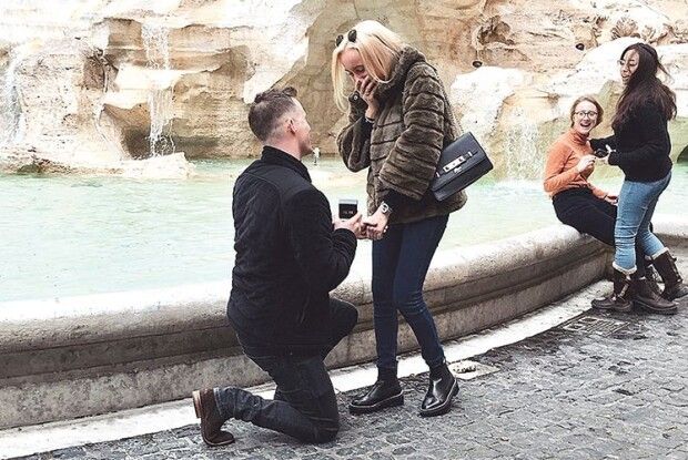 Наречений і його друзі прийшли  на весілля без спідньої білизни