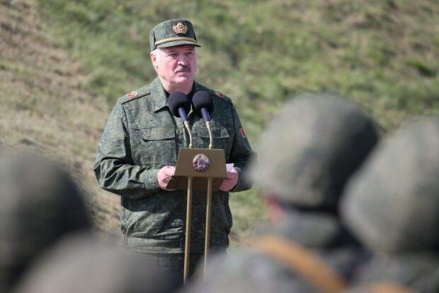 Лукашенко сказав, коли Білорусь нападе на Україну