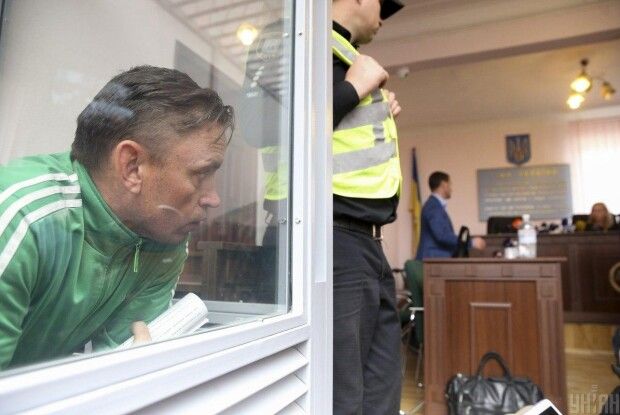 Олексія Белька, який погрожував підірвати столичний міст Метро, відправили на судово-психіатричну експертизу