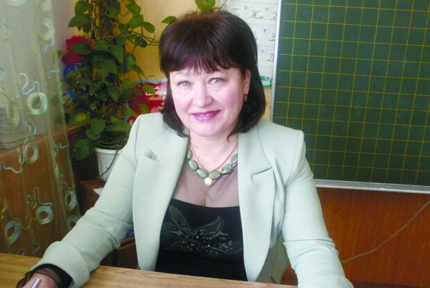 «Я перша вчителька вже восьмий випуск…»
