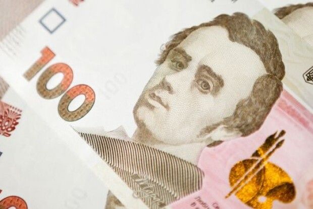 Гривня ослабла на 9 копійок 