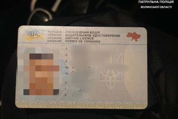 Луцьком в час комендантської години їздив водій без прав 