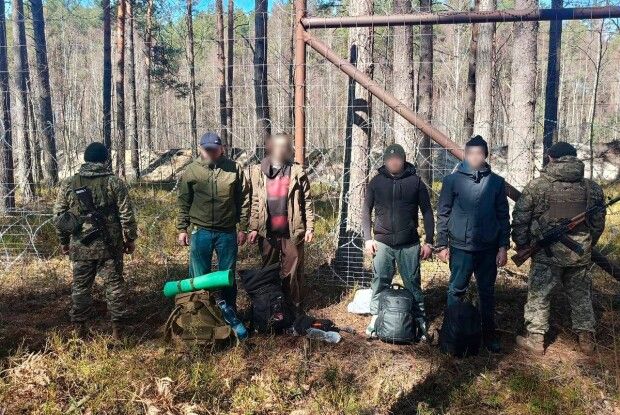 Волинські прикордонники зірвали спробу шести втікачів перетнути кордон