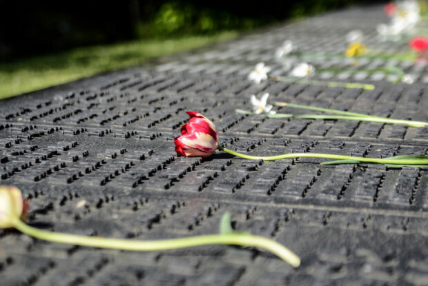 Щоб страшні помилки минулого більше ніколи не повторилися (Фоторепортаж)
