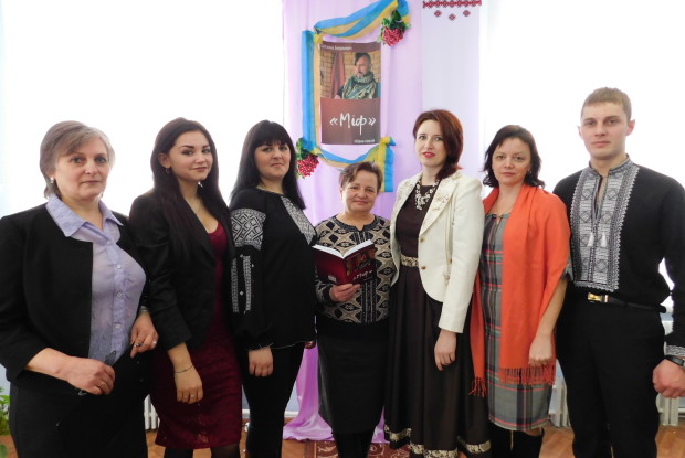 Волинська заробітчанка-поетеса присвятила вірші заробітчанину-співаку, який загинув за Україну