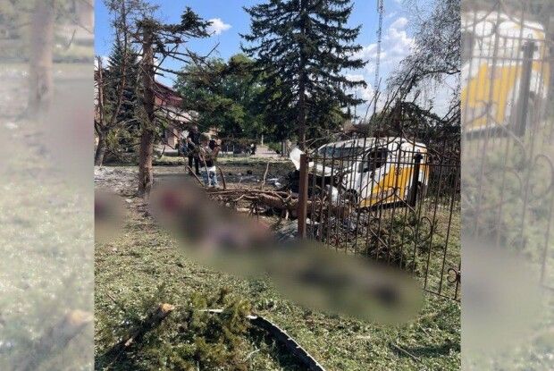 Звірячий удар по пенсіонерах: росіяни цілеспрямовано вбили мирних людей на Донеччині (Відео містить чутливі кадри)