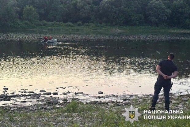 Батько кинувся рятувати синів: на Буковині у річці шукають чоловіка та зниклих дітей