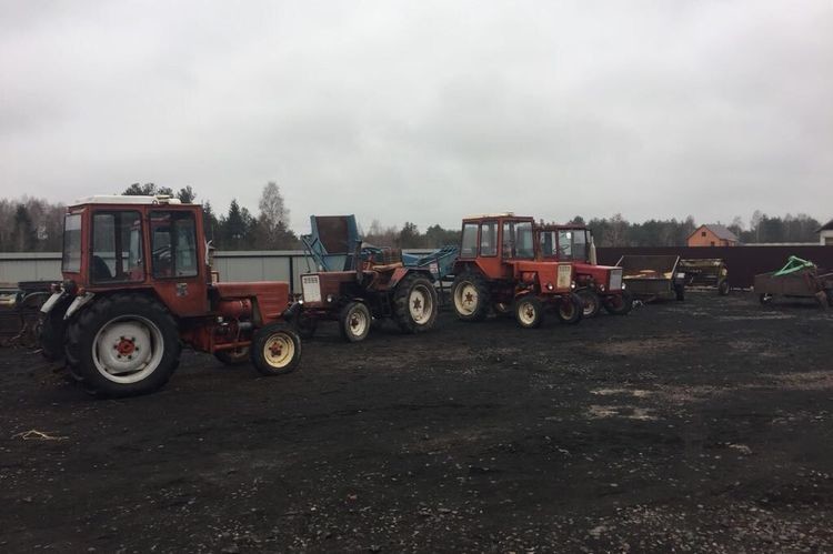 Вирішується питання про арешт вилученого майна.