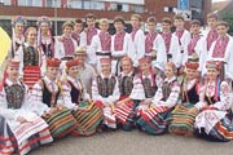 ЄВРОПЕЙСЬКІ ГЛЯДАЧІ АПЛОДУВАЛИ ВОЛИНЯНАМ