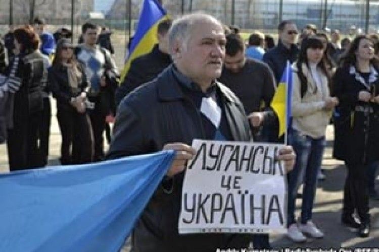 НАРОД ПІДШТОВХУЮТЬ САМОМУ РОЗІБРАТИСЬ ІЗ СЕПАРАТИСТАМИ?