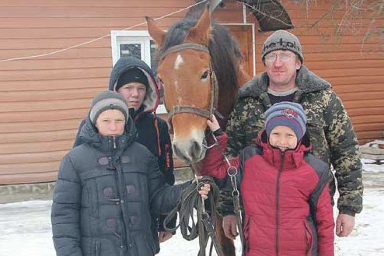 Сергій Пилипчук для своїх трьох синів — і тато, і мама