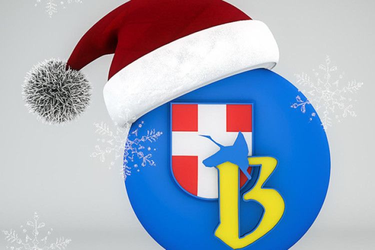 Хай у 2017 році щастя завжди Вас тримає за ліву і за праву руку!
