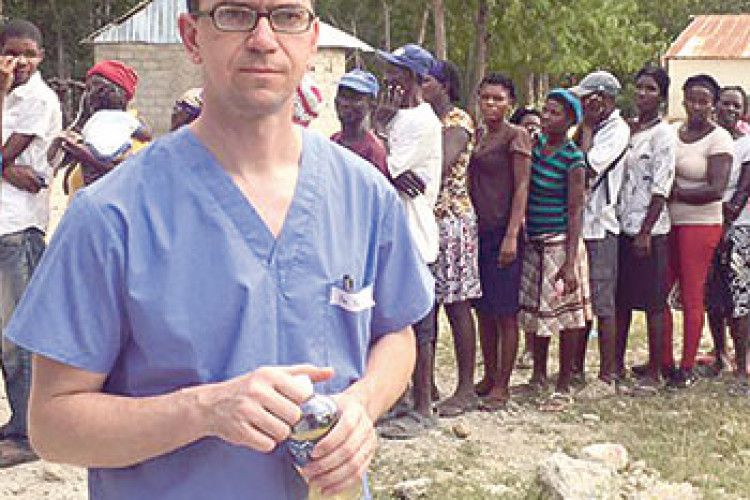 КАНАДЦІ ОЦІНИЛИ ЧЕСНІСТЬ НАШОГО МЕДИКА