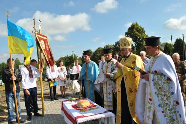 Імена борців за волю України на Горохівщині увічнили меморіалом