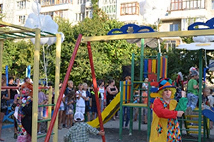 У ЛУЦЬКИХ ДІТЕЙ ЗНОВУ СВЯТО*
