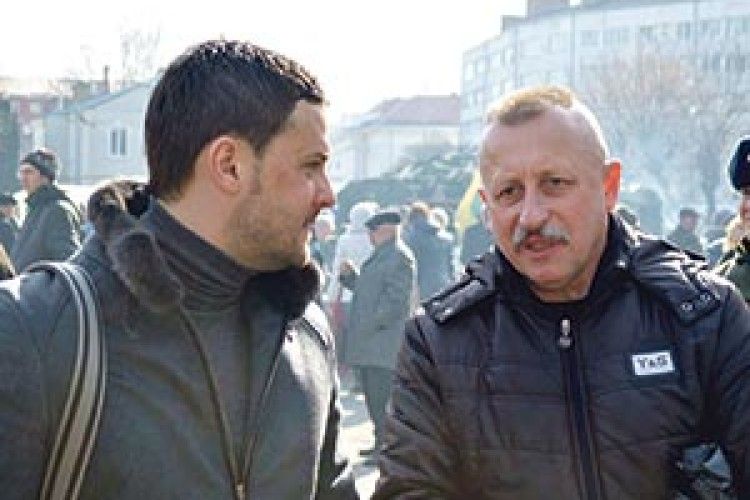 АВТО — ДЛЯ АТО,  КОЛЕКЦІЯ СКУЛЬПТУР — ДЛЯ ЛУЦЬКА*