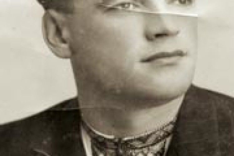 ПАМ’ЯТЬ: «І пісні, мов квітки на морозі»