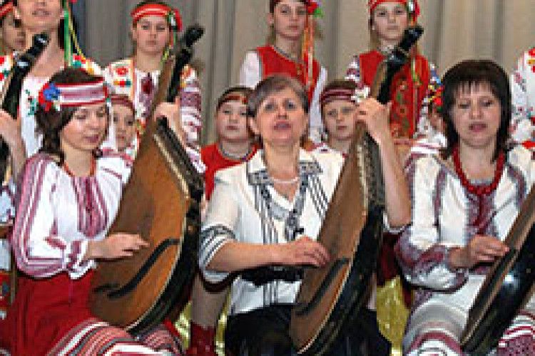 КОБЗАРІВНА ГОРОХІВСЬКОГО «КОБЗАРИКА»