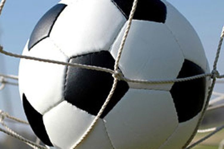 ЧЕМПІОНИ ВРЯТУВАЛИСЯ, ПРОГРАЮЧИ 0:3