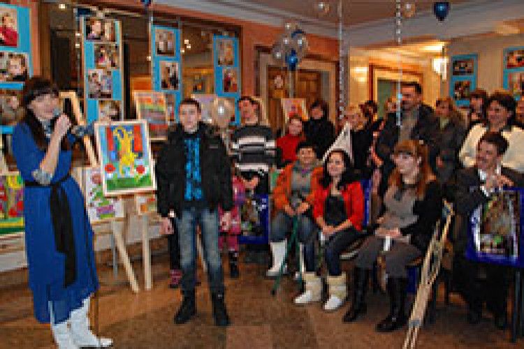 МАЛЮЄМО ЛЮБОВ ДО ЖИТТЯ*