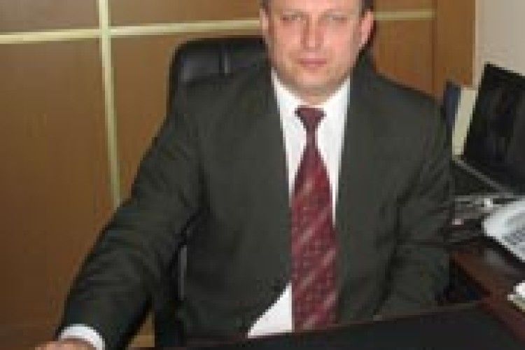 НОВИЙ ДЕРЖБЮДЖЕТ ГАРАНТУЄ ВИЩІ ЗАРПЛАТИ І ПЕНСІЇ 