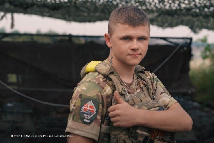 Наймолодший танкіст Князівської бригади з Волині став прикладом для тисяч