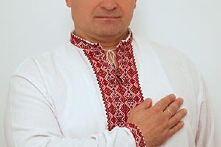 ОЛЕКСАНДР САВЧУК: «НАМ ПОТРІБНА ПРИНЦИПОВО НОВА ВЛАДА, ЯКА ПІДНІМЕ СЕЛО»*
