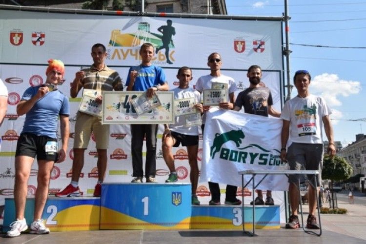 «Лучеськ півмарафон 2016» пробіг навіть заступник луцького мера Юрій Моклиця