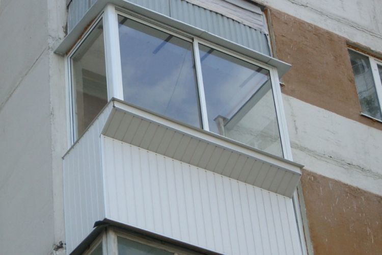 Склити балкони відтепер можна офіційно